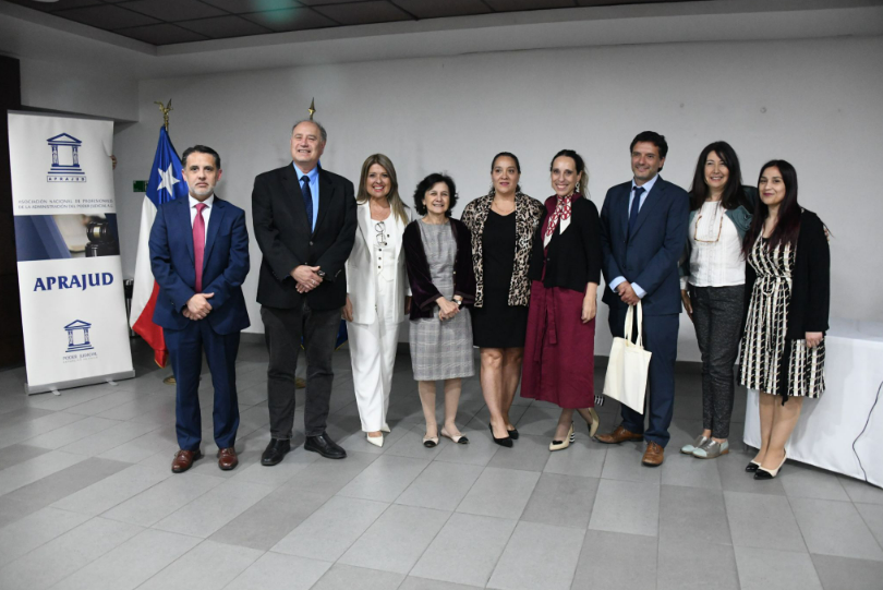 Corte de Santiago: Comité de Género realizó conversatorio sobre los desafíos del Poder Judicial en el acceso a la justicia de las personas mayores