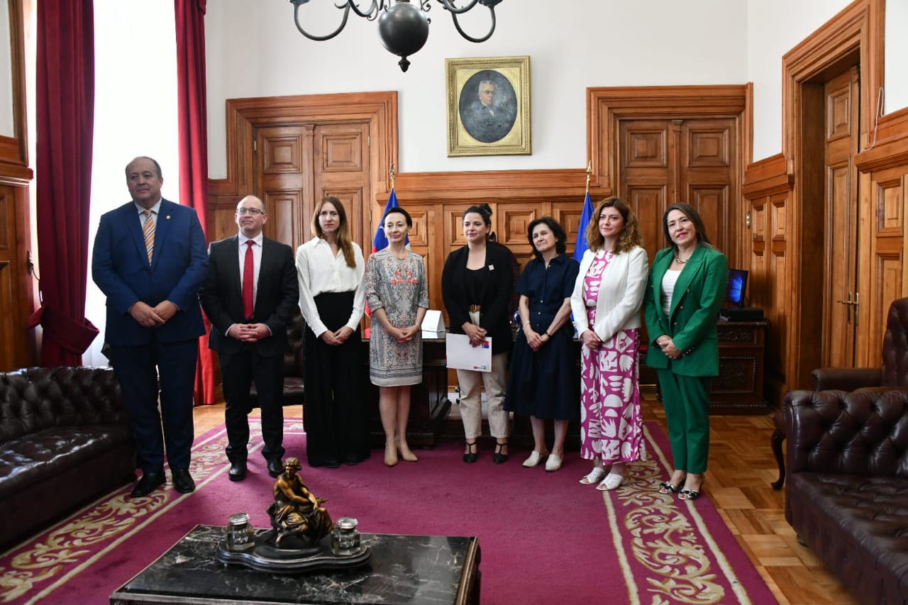 Se realizó conmemoración conjunta del Día Internacional de la Eliminación de la Violencia contra las Mujeres, entre el Poder Judicial, el Ministerio Público y la Defensoría Penal Pública (2024)