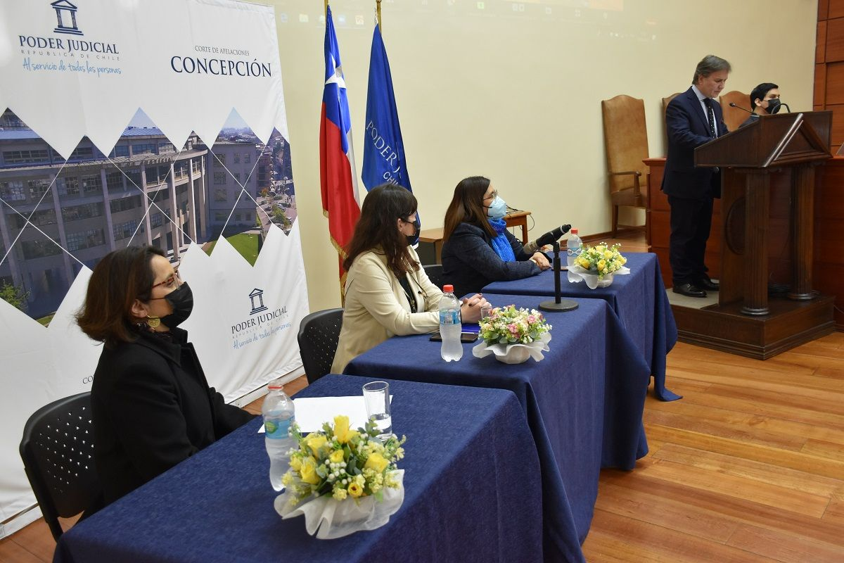Corte de Apelaciones de Concepción realizó conversatorio sobre identidades de género