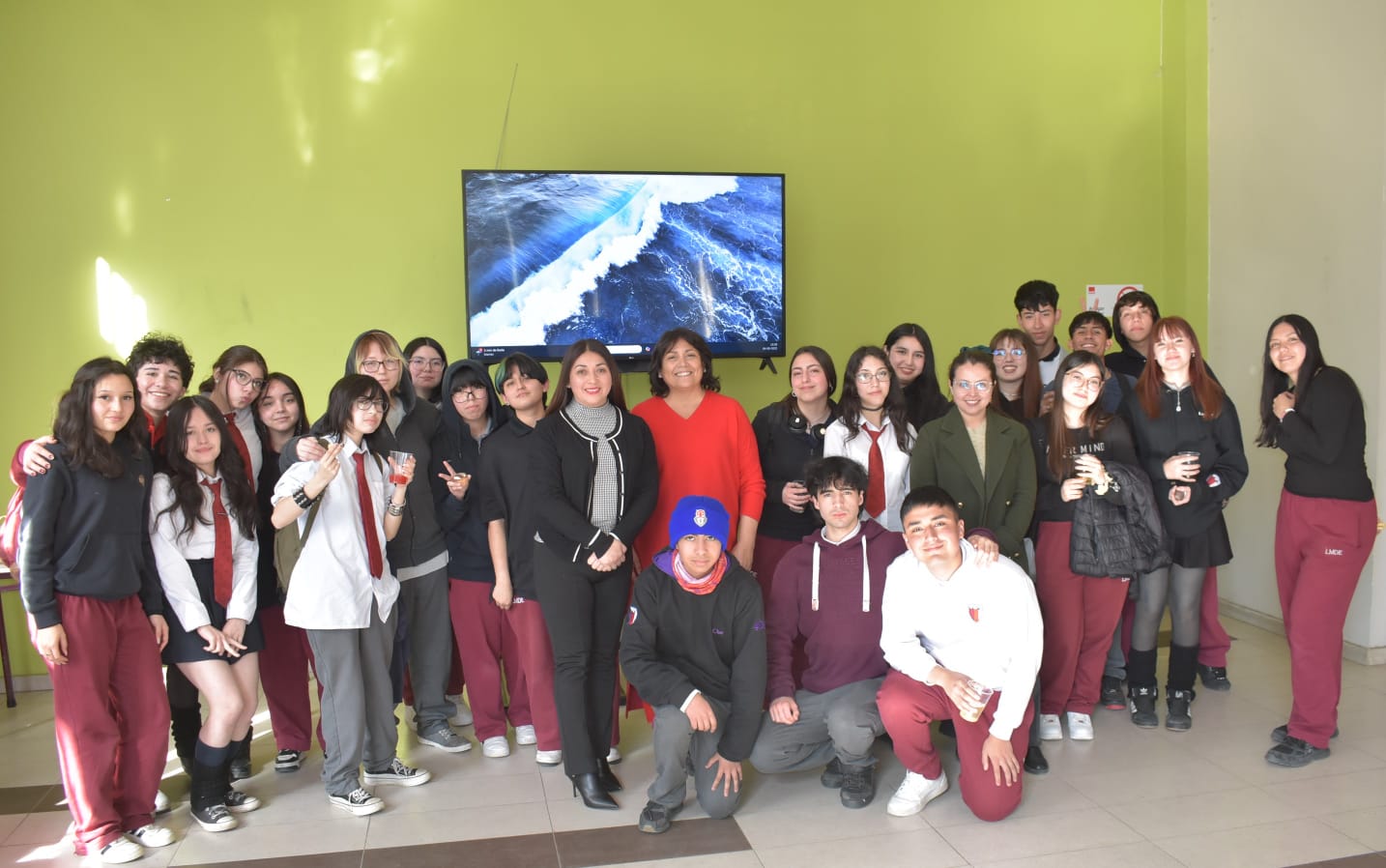 El pasado 4 de septiembre de 2025, el Liceo Marta Donoso Espejo de Talca fue el escenario de una significativa jornada de reflexión y aprendizaje, organizada por el Comité de Género y No Discriminación de la Ilustrísima Corte de Apelaciones de Talca.
