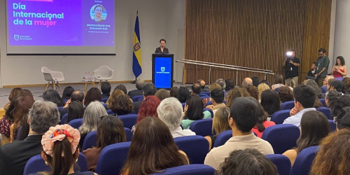 Presidenta de la Corte Suprema expone en la Universidad de Concepción sobre avances de género en el Poder Judicial
